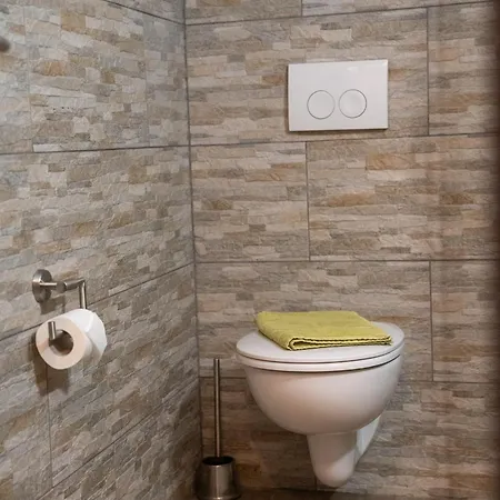 בית הארחה Haus Kaernten 3*