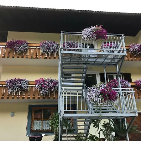 Haus Kaernten دوبرياخ